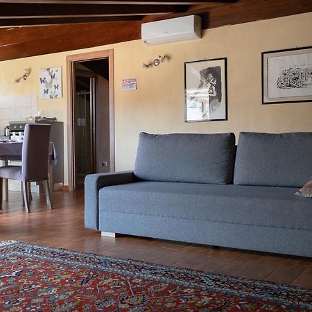 Mansarda In Centro Apartment Capri Leone Екстериор снимка